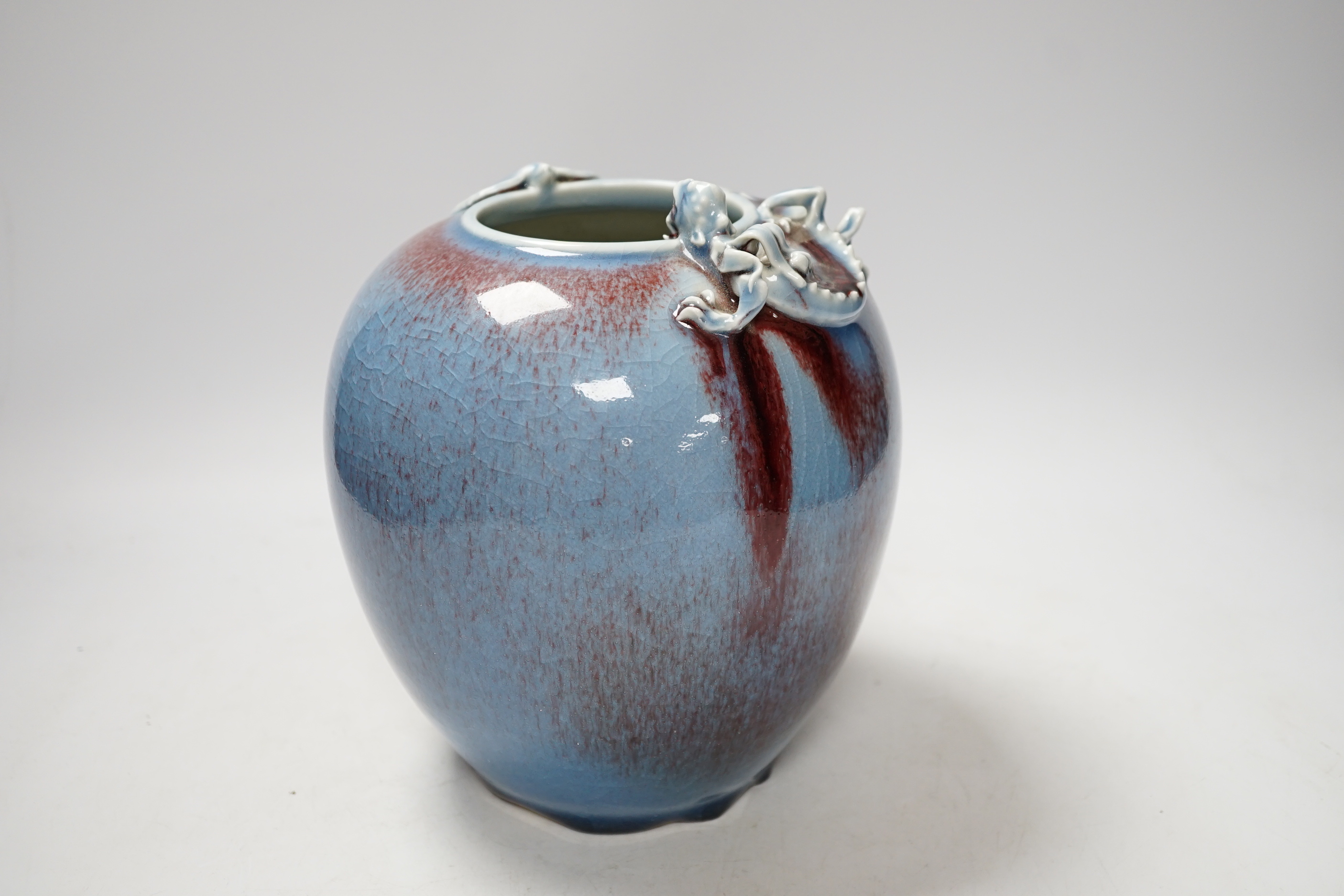 A Chinese crackle glaze ‘dragon’ vase, 21cm